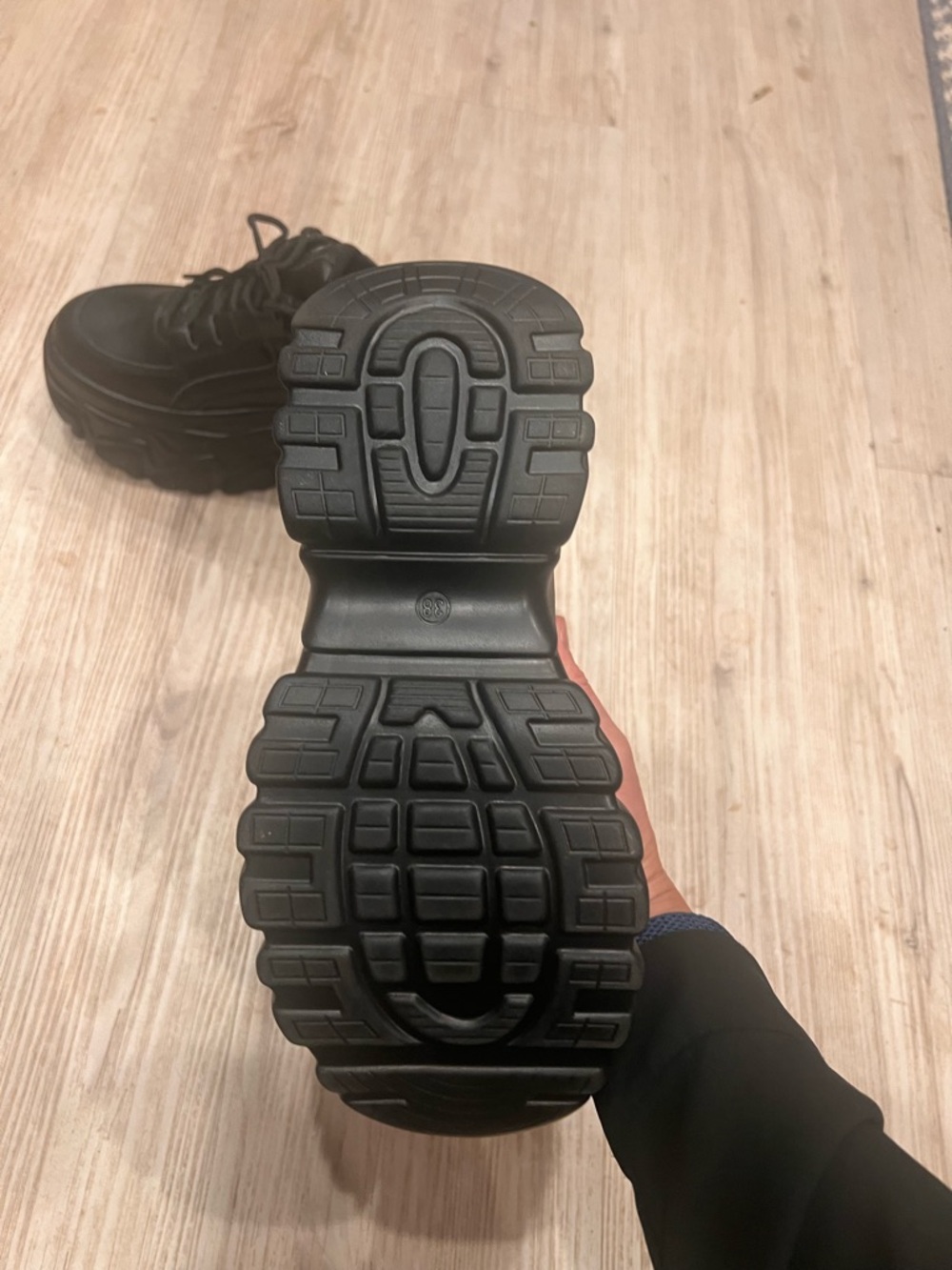 Black Y2K Platform Chunky Sneakers - Picture 5 of 5